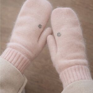 lululemon athletica Pink Cashmere Mittens